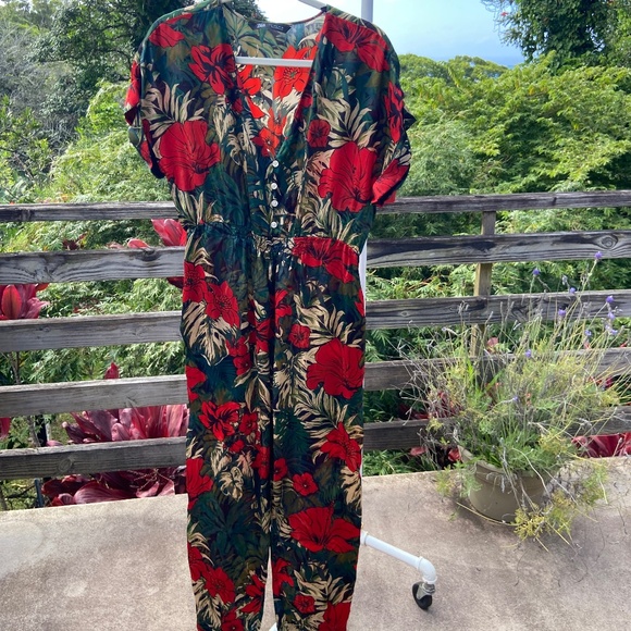 Zara Jumpsuit - Picture 3 of 9